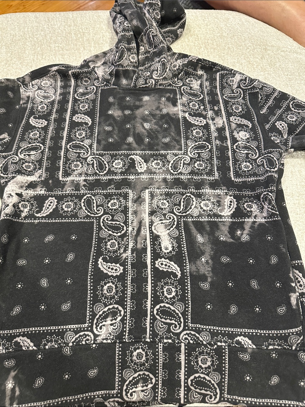 Hollister Black & White Bandana Print Pullover Hoodie